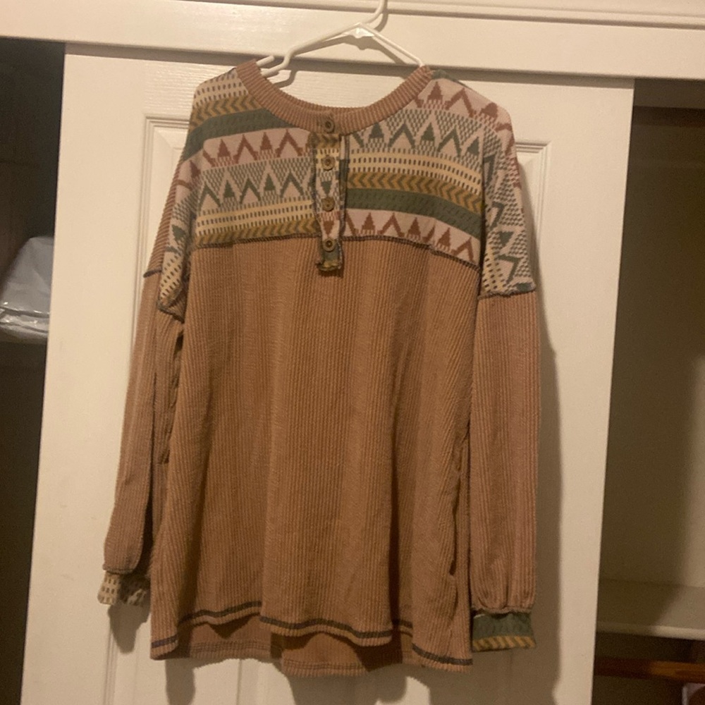 Long sleeve shirt